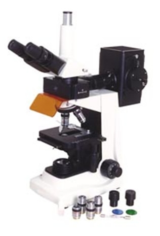 Microscópio Biológico Trinocular