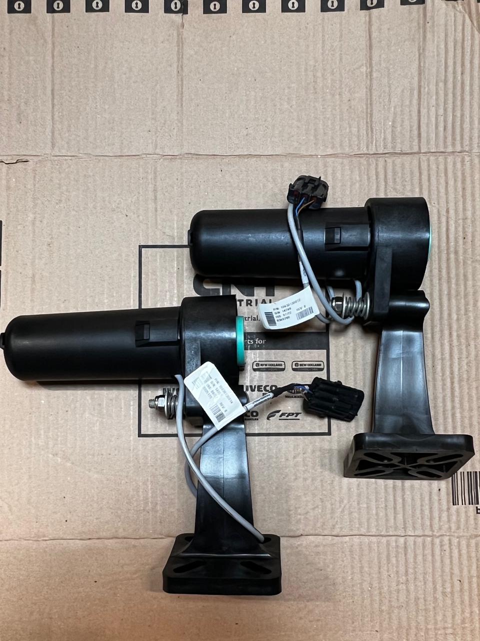 10630130014 / 10630130012 CJ SENSOR CONTROLE ALTURA DE BARRAS PULVERIZADOR