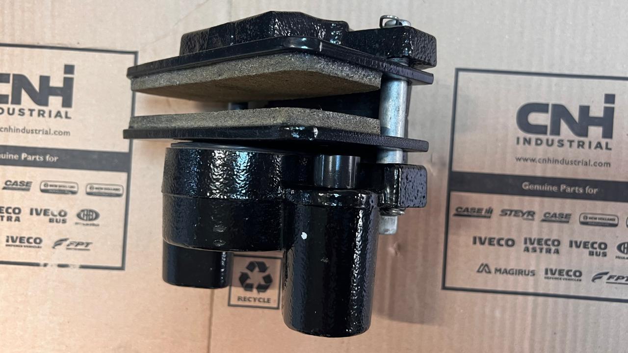 84310992 Conjunto de Pinça Freio Pulverizador 